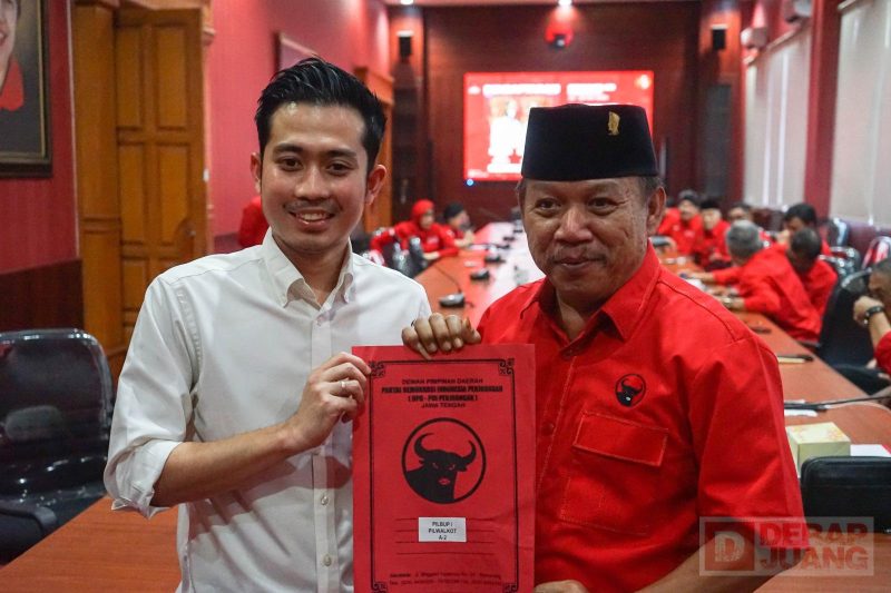 Kader Muda PPP Kembalikan Berkas Formulir Cawabup di DPD PDI Perjuangan Jateng