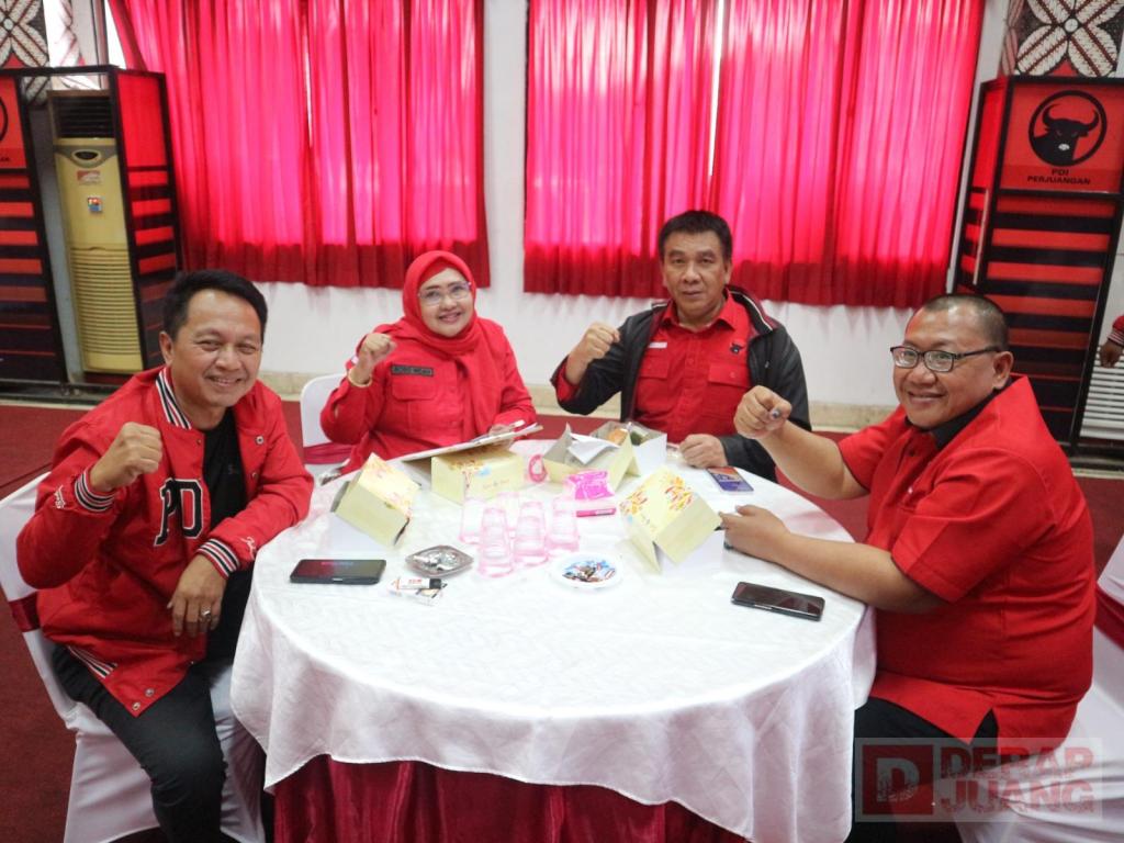 DPD Partai Panggil Dua Puluh Balon Wali Kota dan Wakil Wali Kota&nbsp;Surakarta